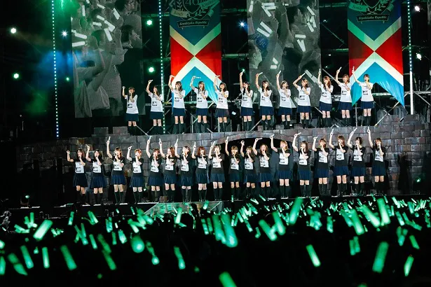 画像・写真 欅坂46・平手友梨奈が“欅共和国”で宣言！ 「全国ツアーで皆さんにパワーを届けます！」(7/10) | WEBザテレビジョン