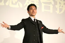 草なぎ剛「ミッドナイトスワン」異例のロングラン上映に「まだやってるの?」ファンへまだまだ“追いスワン”の薦め