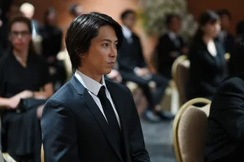 山下智久主演で大ヒット漫画をドラマ化、莫大な遺産を賭けた一騎打ちがはじまる<神の雫/Drops of God>