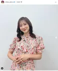 斎藤ちはるアナ、色とりどりの“変わった柄”ワンピースで笑顔 