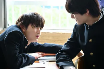 前田拳太郎“ヤマト”の好きな人にキョトンの柏木悠“カケル”に萌える…「かわい過ぎる」の声＜君には届かない。＞