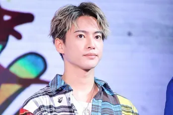 BE:FIRST三山凌輝、冬のアメリカンスタイルファッション姿に「完璧」「かっこよすぎ」と反響続々