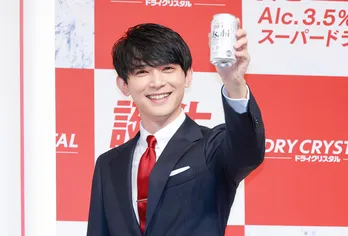 吉沢亮「ついつい飲み過ぎちゃったりして」大好きなビールとの“付き合い方”を明かす