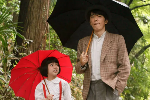 活気溢れる昭和10年の東京を舞台に、悦ちゃんが父の花嫁探しに奮闘する