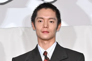 窪田正孝、初共演の松岡茉優を絶賛「こんなに軸の強い女性はいない」