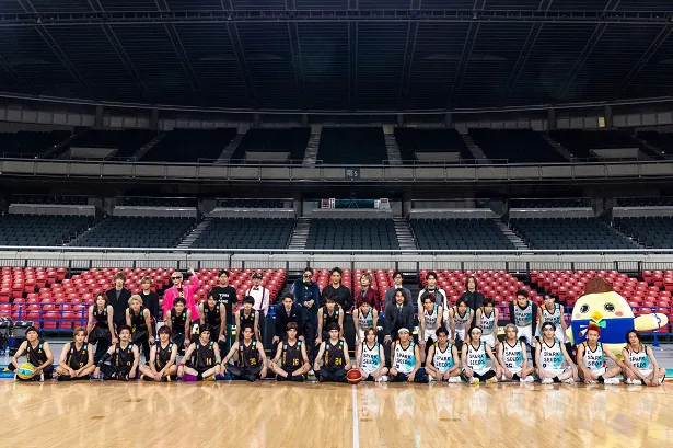 独占生配信された岡宮来夢プロデュースによる“バスケットボール×エンターテインメントショー”「ACTORS☆LEAGUE in Basketball 2023」