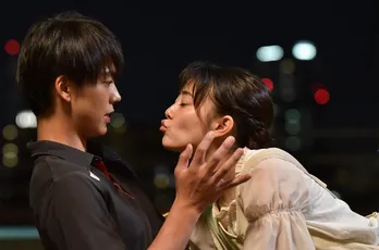 麦野くん(竹内涼真)に、さりげなくボディタッチした結果… 「過保護のカホコ」【視聴熱】