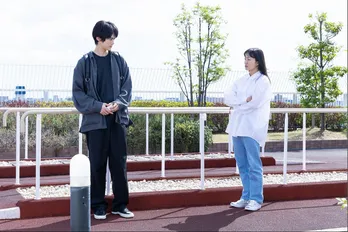 菅野美穂“ゆりあ”、鈴鹿央士“稟久”のマウントを対応する姿に「妻の余裕さすがです」の声<ゆりあ先生の赤い糸>