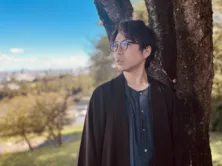 アニメのオープニングテーマをリリースする高橋優 「ユーモアをもって曲を作れたり、人間関係も含めて自分が面白がっていたい」