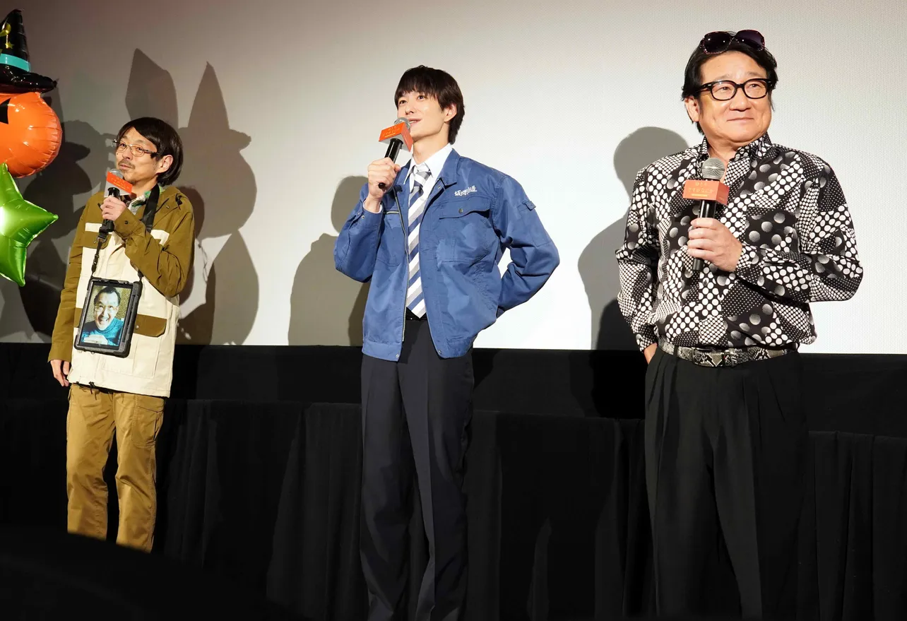 宮藤官九郎、岡田将生、水田伸生監督(写真左から)