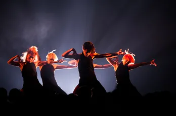 菅原小春単独公演開催！ 超満員の観客が大歓声を送ったダンスアート