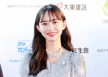 井桁弘恵、“音声さん”に弟子入り志願「どっちもできる女優になれるように頑張ります」