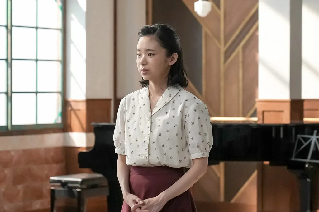 【新品ケース】ブギウギ完全版　DVD 全13巻　趣里 橋本じゅん　草彅剛 新品ケース】ブギウギ完全版 DVD 全13巻 趣里 橋本じゅん 草彅剛