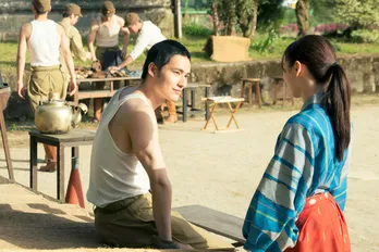 福原遥“百合”&水上恒司“彰”がかき氷デートで「幸せの味」を噛みしめる<あの花が咲く丘で、君とまた出会えたら。>