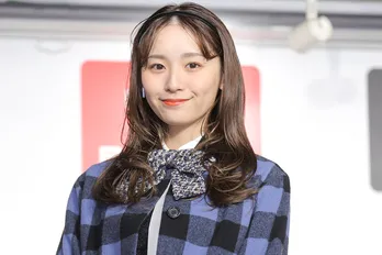 浅川梨奈、クリスマスはホールケーキを切らずにフォークで「罪悪感が湧かないすてきなイベント」