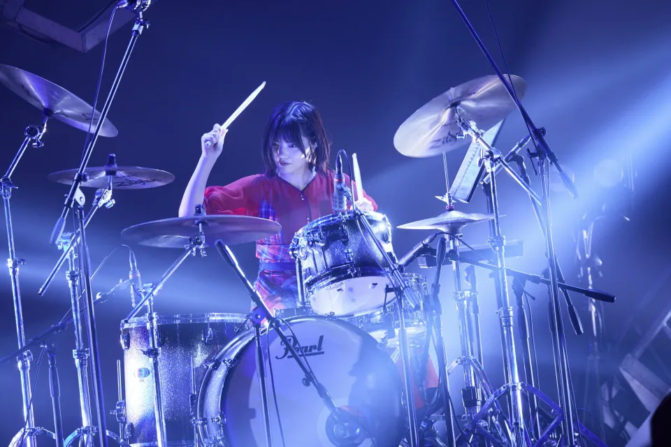 【写真】乃木坂46・中西アルノ、ドラムを演奏する姿がカッコよすぎる…