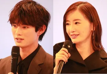 前田拳太郎・松本まりから“湯川班”がひょっこり…仲良しショットに「4人のじゃれあい好きすぎる」と反響<トクメイ!警視庁特別会計係>