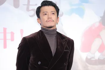小栗旬「子どもの育て方を教えてもらう映画になった」 映画「窓ぎわのトットちゃん」でパパ演じる