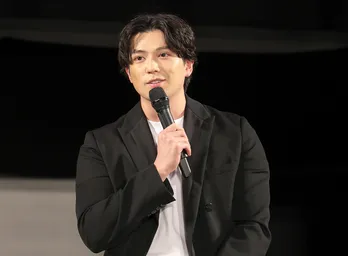 新田真剣佑、“正解のない”架空の言語に困惑「めちゃめちゃ難しかったです」<東京コミコン>