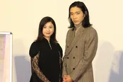 大河ドラマ「光る君へ」の記者会見に出席した吉高由里子、柄本佑