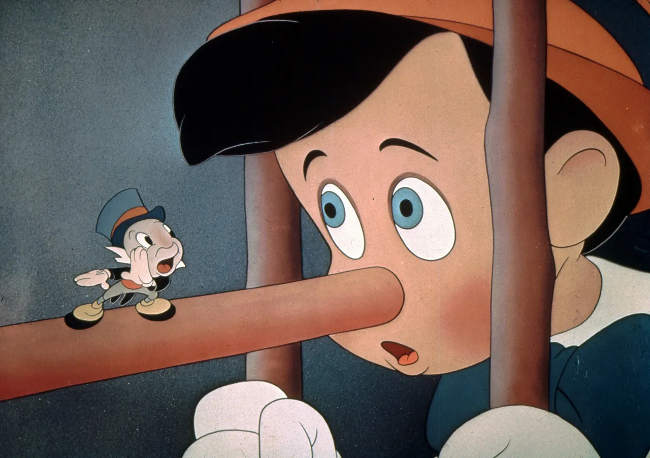【写真】ピノキオの鼻の上にちょこん！可愛すぎるジミニー・クリケット