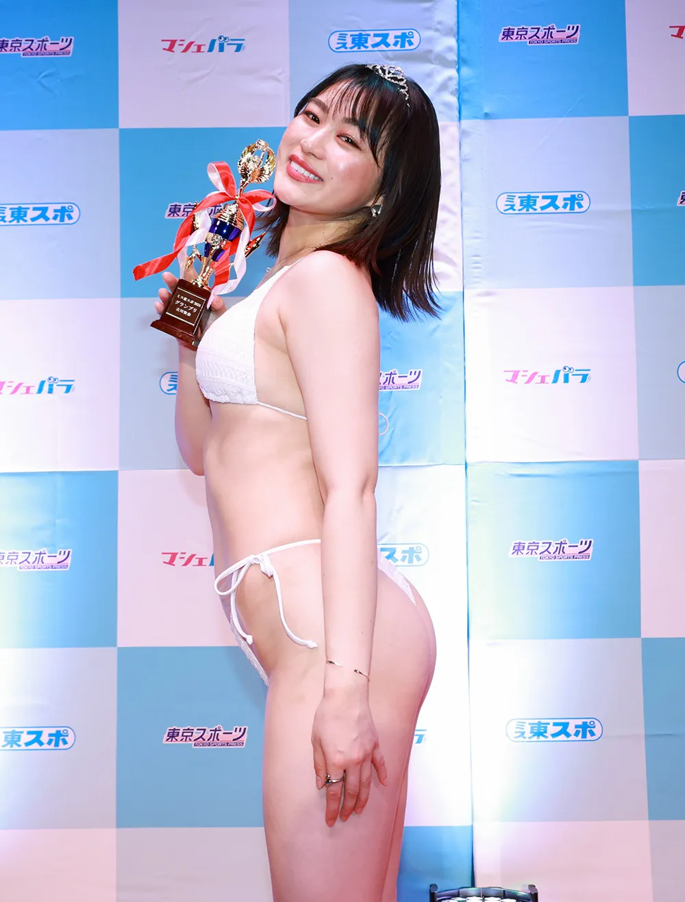 古川聖奈の撮り下ろしショット