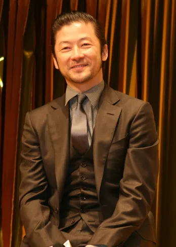 浅野忠信と村上虹郎の意外なつながりが明らかに