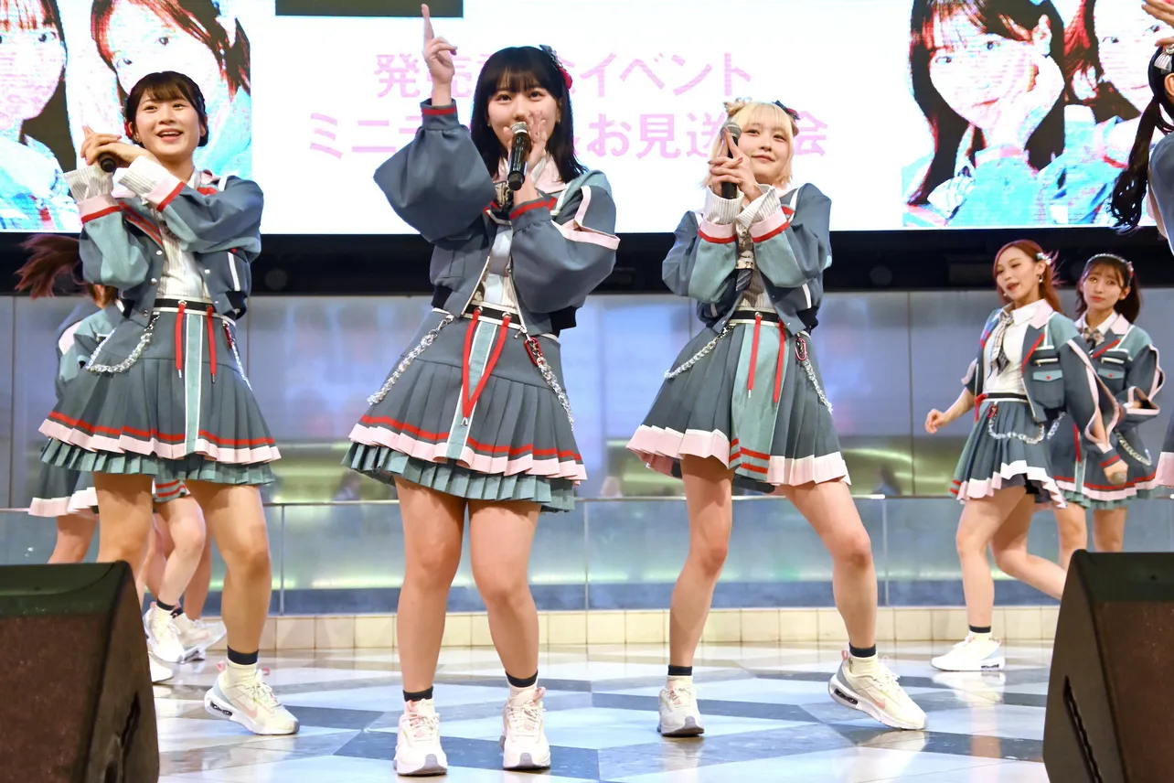 HKT48 17thシングル「バケツを被れ！」発売記念イベントより