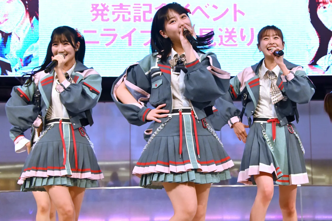 HKT48 17thシングル「バケツを被れ！」発売記念イベントより