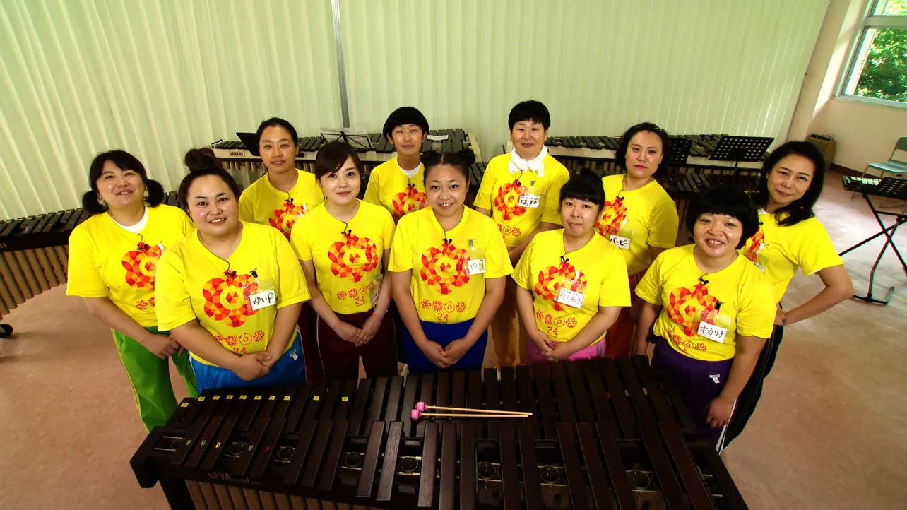 「ーイッテQ！」女芸人軍団と水トアナがろう学校の生徒とマリンバ演奏！