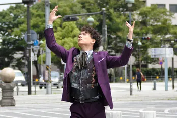 山崎育三郎のミュージカルシーンを動画で総まとめ! 鹿賀丈史&前田美波里のシーンも初公開