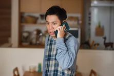 伊藤淳史“渉”、親権獲得のため“悪嫁”の不倫の証拠集めを開始 サレ夫の逆襲劇が開幕する<離婚しない男>