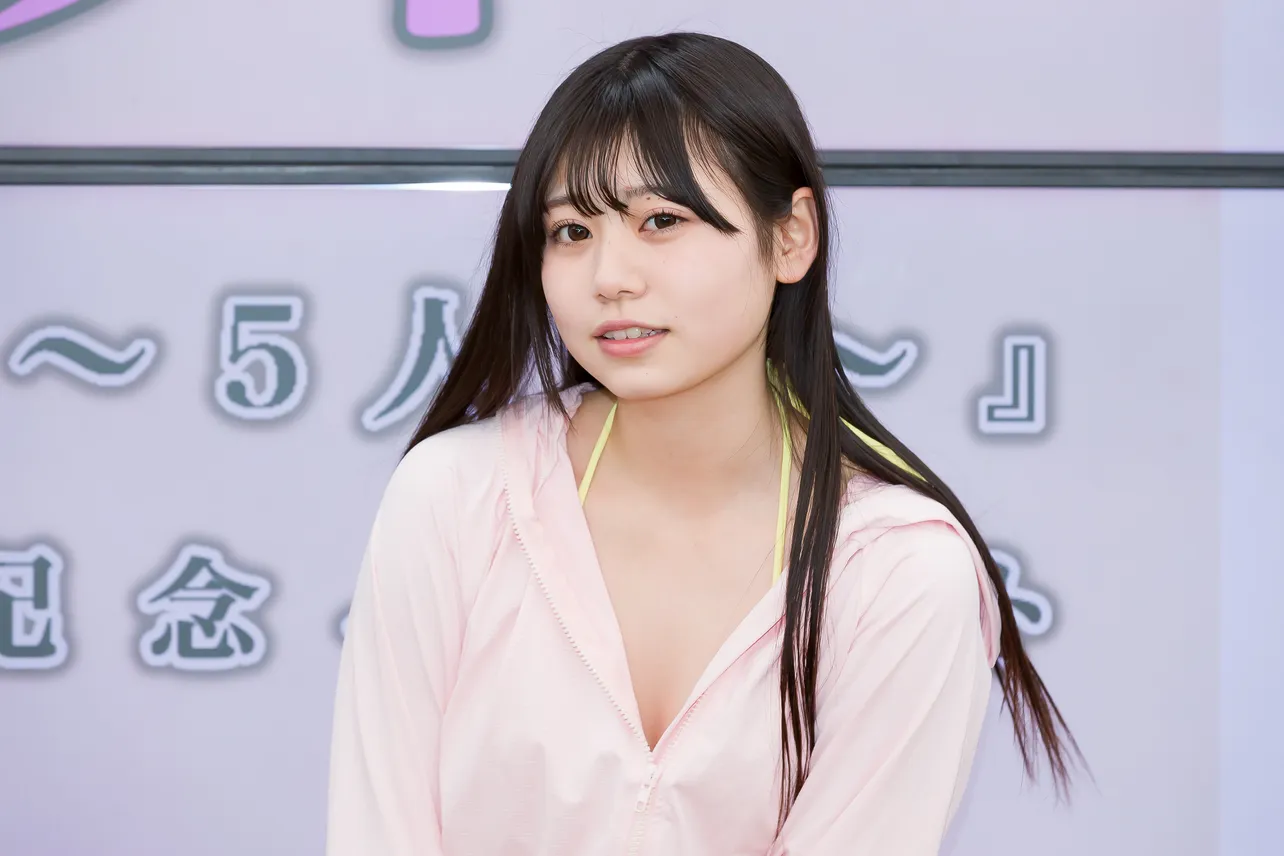 画像・写真 “18歳王道アイドル”加藤舞がファーストDVDで大胆になるも