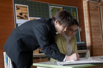 渡辺翔太“田邑”、北香那“由美子”との距離縮まる「2人だけの時間が永遠に続けばいいのに」<先生さようなら>