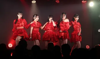 九州女子翼、2024年初の東京定期公演が開催 可憐で圧巻なパフォーマンスで会場を巻き込む