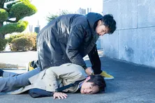 岩本照“辰之助”、白石麻衣“里夏”に寄り添う姿へ「なにこれ…最高すぎ」の声<恋する警護24時>