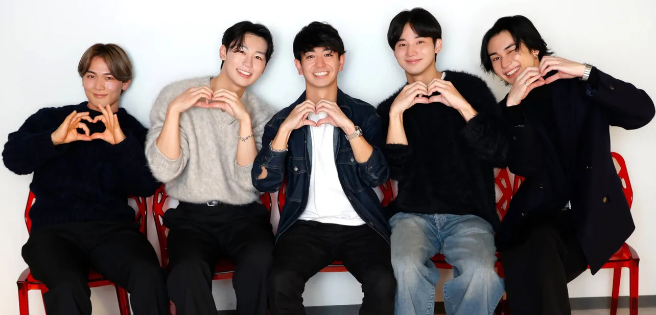  【LOVE CATCHER Japan】男性参加者：左からかいせい、ともき、あもん、りょう、なつき