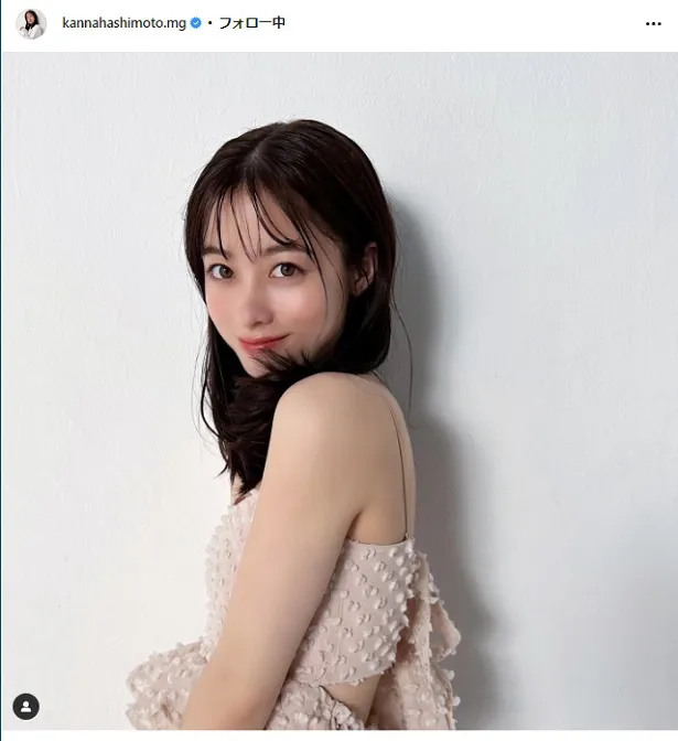 橋本環奈、ファッション雑誌「ar」撮影中のオフショットを披露