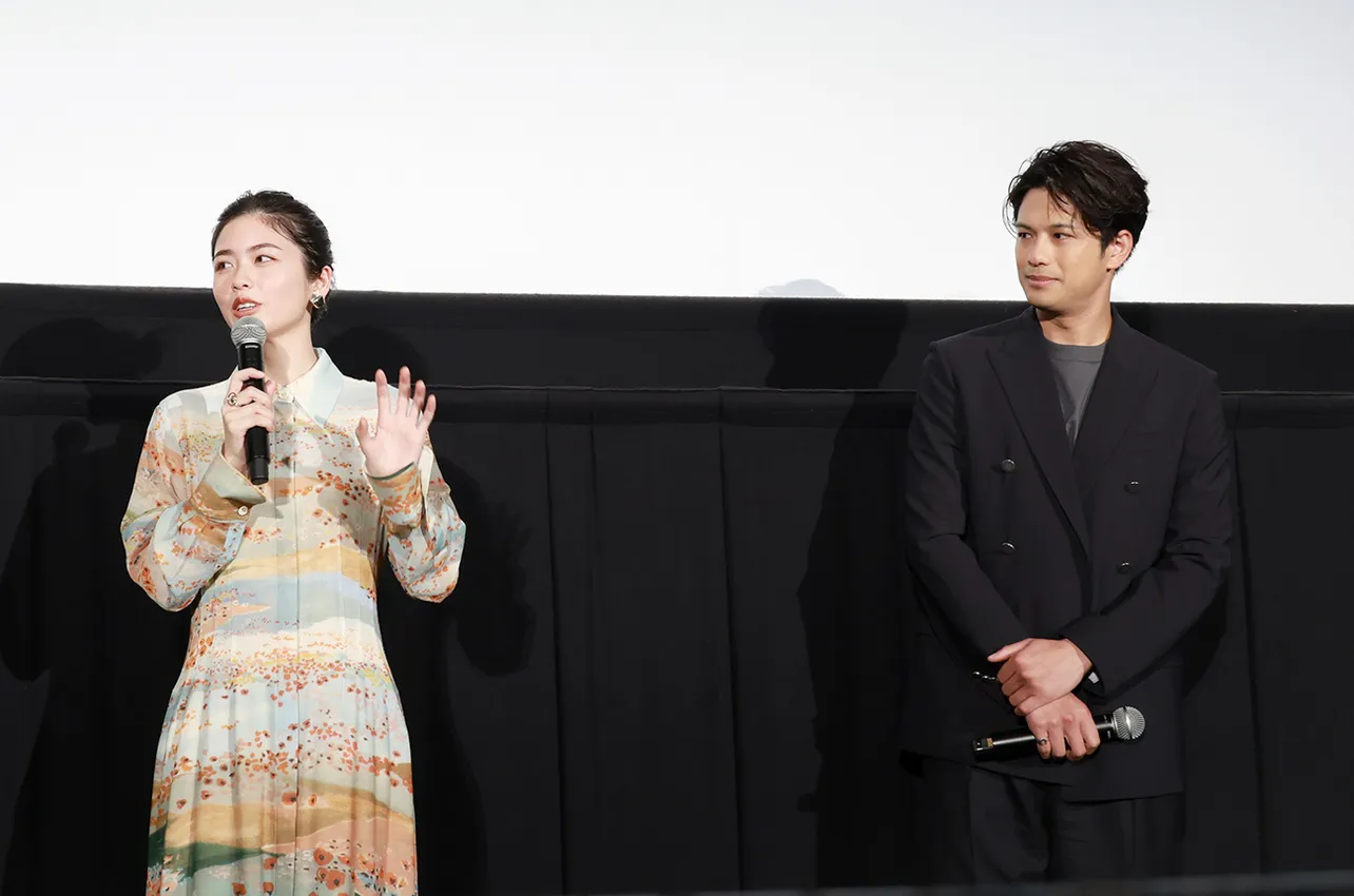 映画「レディ加賀」公開記念舞台あいさつより