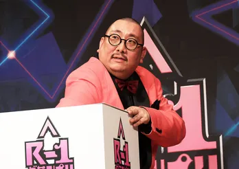 <R-1グランプリ>街裏ぴんく、芸歴20年目で初の決勝進出「ステージを桃色に染め上げたいと思います」ファイナリスト9人決定