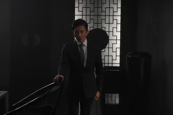 木村拓哉“ミフネ”協力のもと、科学者らは未知なる知的生物「イール」の正体をたしかめに北極海へ<ザ・スウォーム>