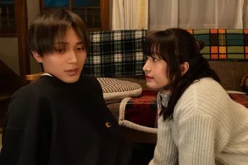 門脇麦“ありす”と永瀬廉“倖生”がカップルを装い“ある作戦”の決行へ<厨房のありす>