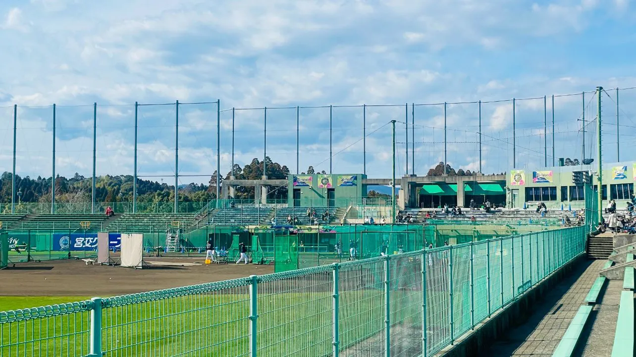 オリックス・バファローズのキャンプ地・宮崎市清武総合運動公園(SOKKENスタジアム)