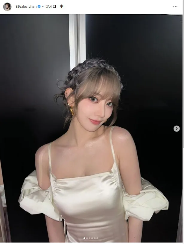 画像・写真 宮脇咲良、細い肩と美ウエストあらわなショート丈タンク