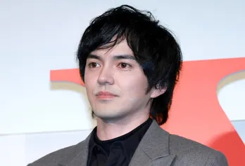 林遣都＆金子大地、ニョロっと現れたマロと牧の仲良し2ショットに「マロのベスポジ」の声＜おっさんずラブ＞