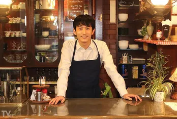 杉野遥亮が純喫茶のマスターに…TVer「名作ドラマ特集」のCMでオーダーに応える姿を披露