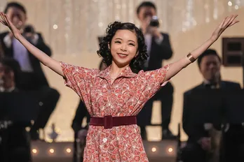 ＜明日のブギウギ＞趣里“スズ子”、アメリカ行きを決め「お見送りショー」を開催