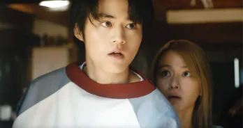 鈴鹿央士“颯斗”ら闇バイト家族が「D」のボスに呼び出され、覚醒剤の精製をサポートすることに<闇バイト家族>