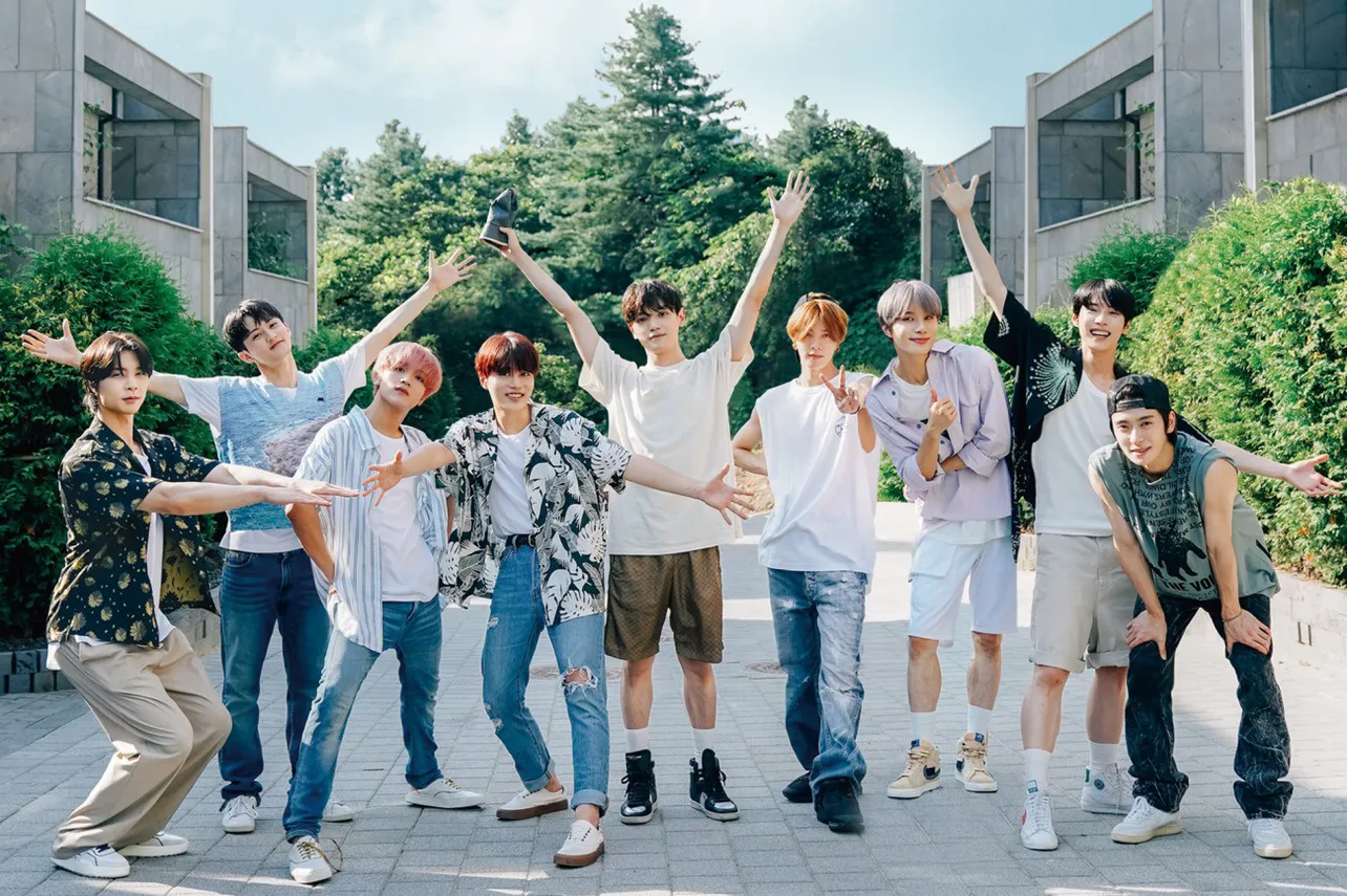 NCT 127のメンバー(写真左から、ジャニー、マーク、ヘチャン、テイル、テヨン、ユウタ、ジョンウ、ドヨン、ジェヒョン)