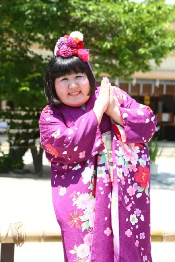 モー娘。に入りたかった過去を告白!吉本新喜劇初の女性座長・酒井藍インタビュー